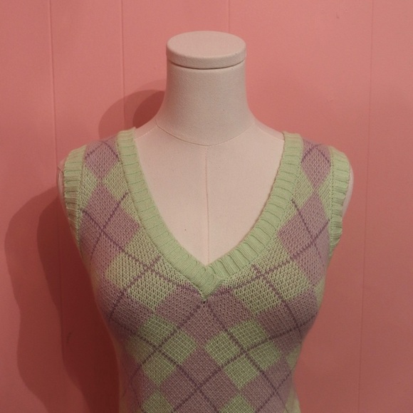 Light Green Knit Sweater - Picture 2 of 4